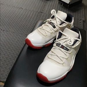 Jordan XI low retro White/Red Size 13